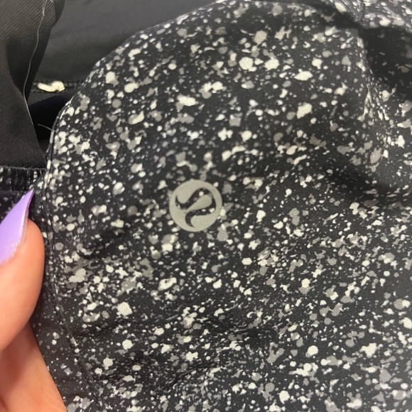 LULULEMON speed up peppered pattern shorts - Picture 3 of 4